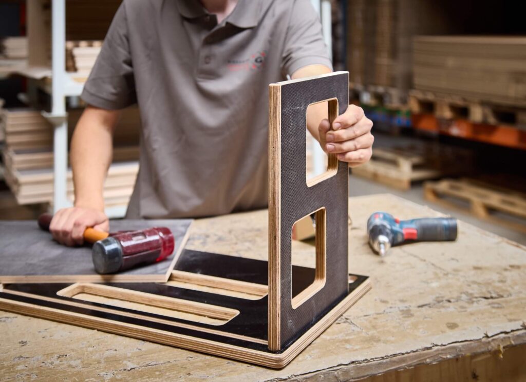 montage giesguth mitarbeiter